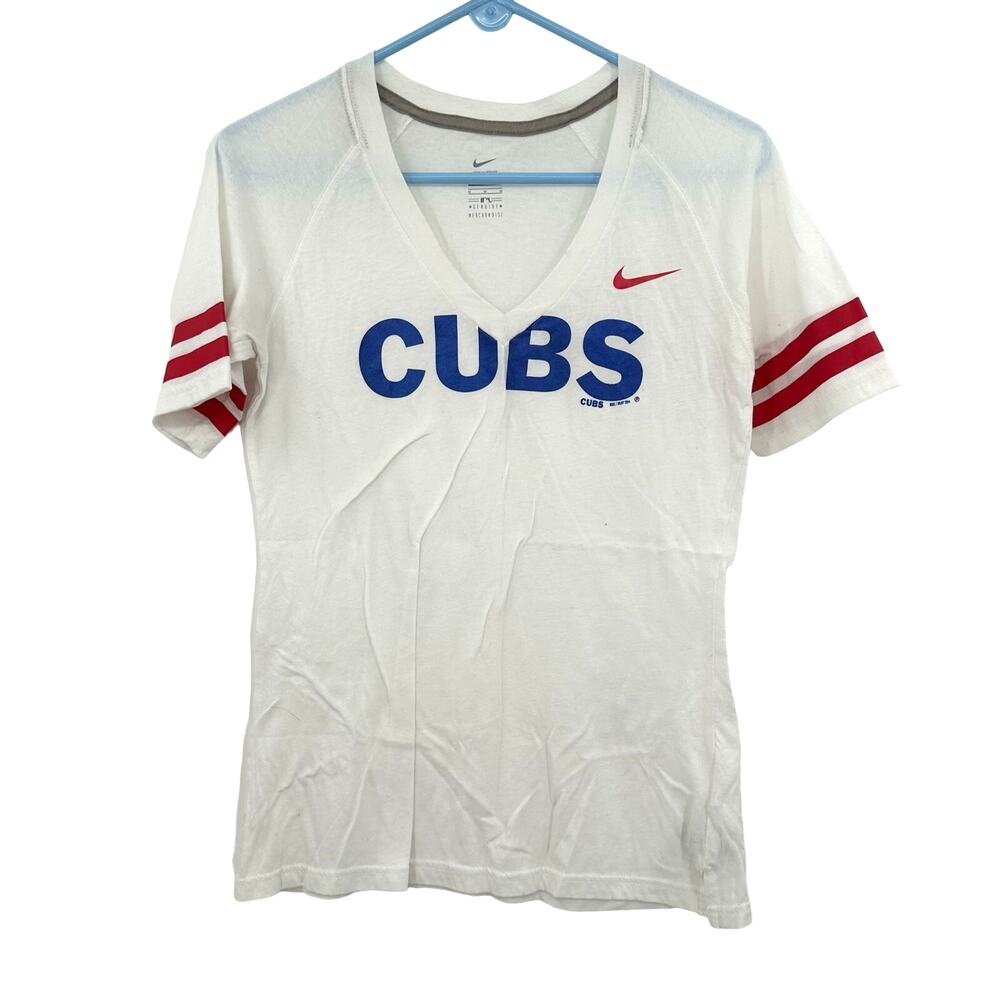 Nike Size Medium Shirt White Chicago Cubs Short Sleeve V Neck Baseball‎ Tee MLB